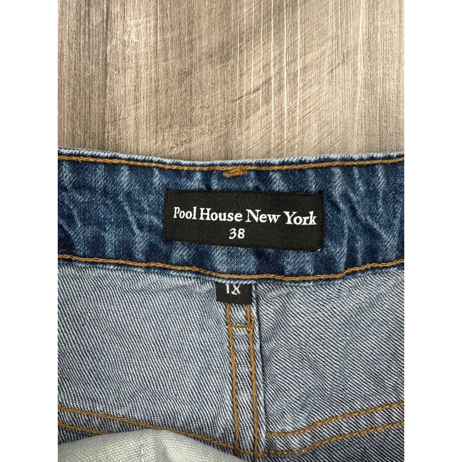 Pool House New York Wide Leg Straight Jeans in Blue — Size 38 // Preowned