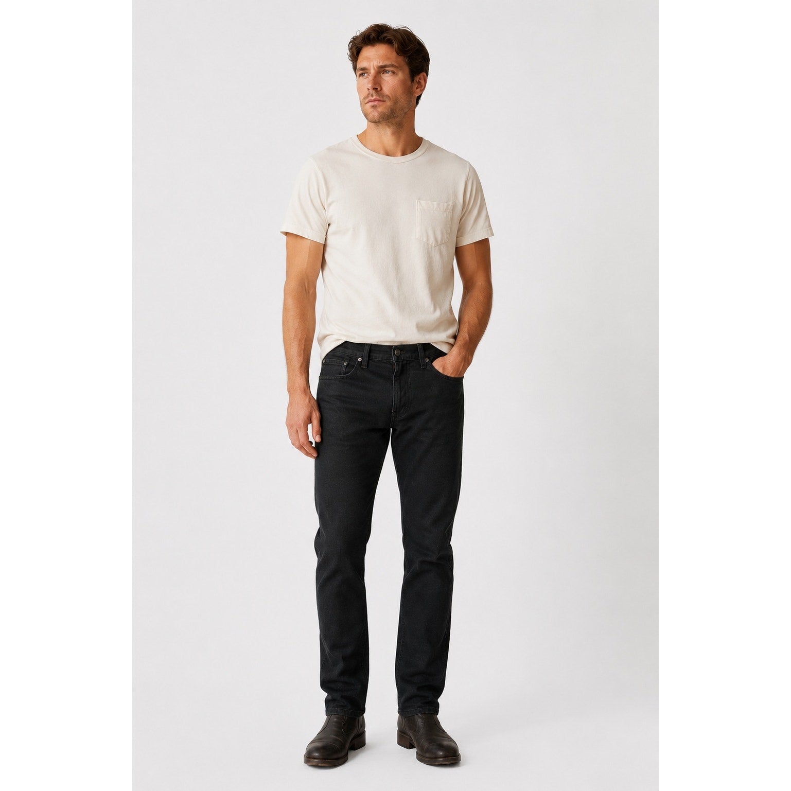 Joe's Jeans The Brixton Straight + Narrow Jean in Griffith Black — Size 33