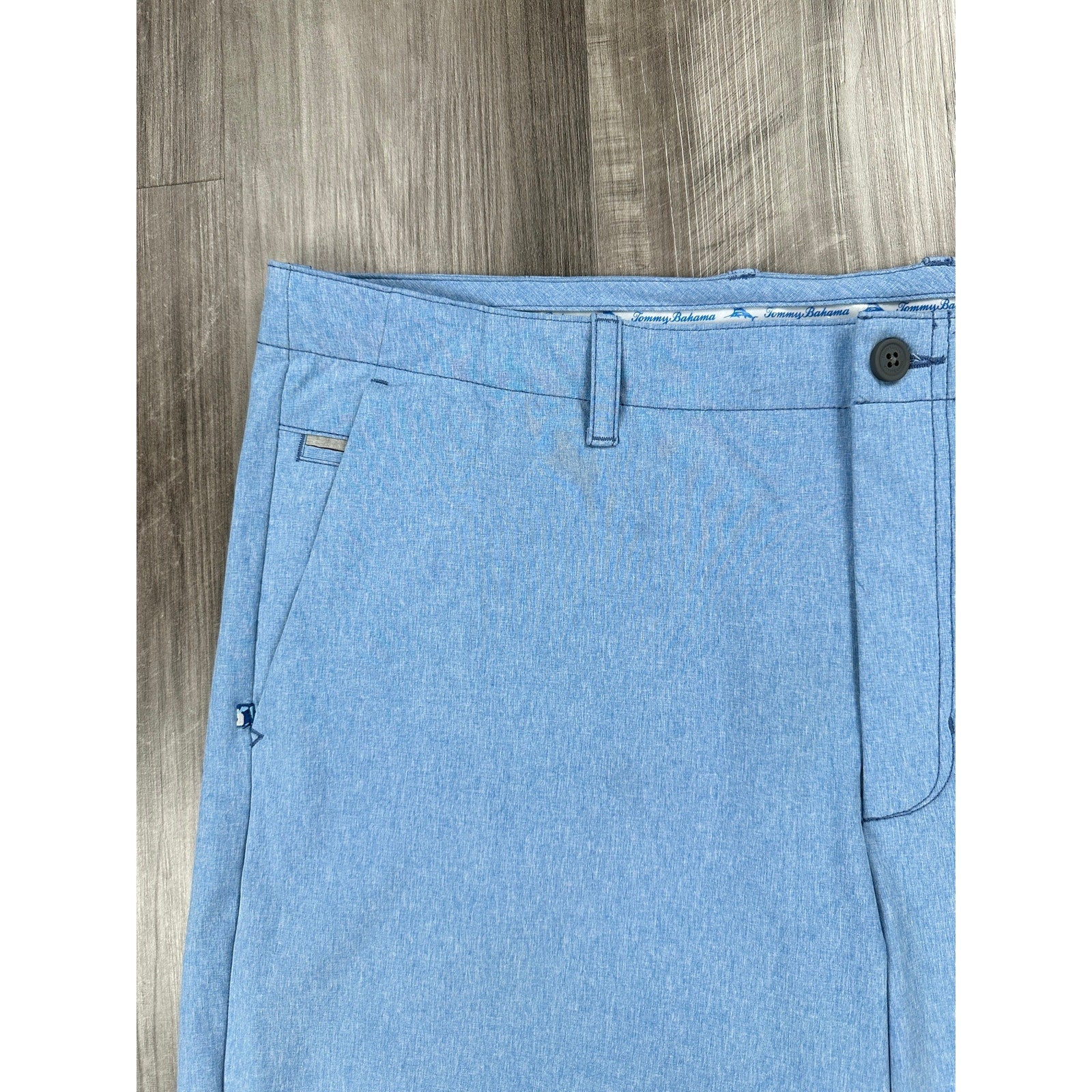 Tommy Bahama Boracay Shore Performance Shorts in Heather Blue — Size 40 // Preowned