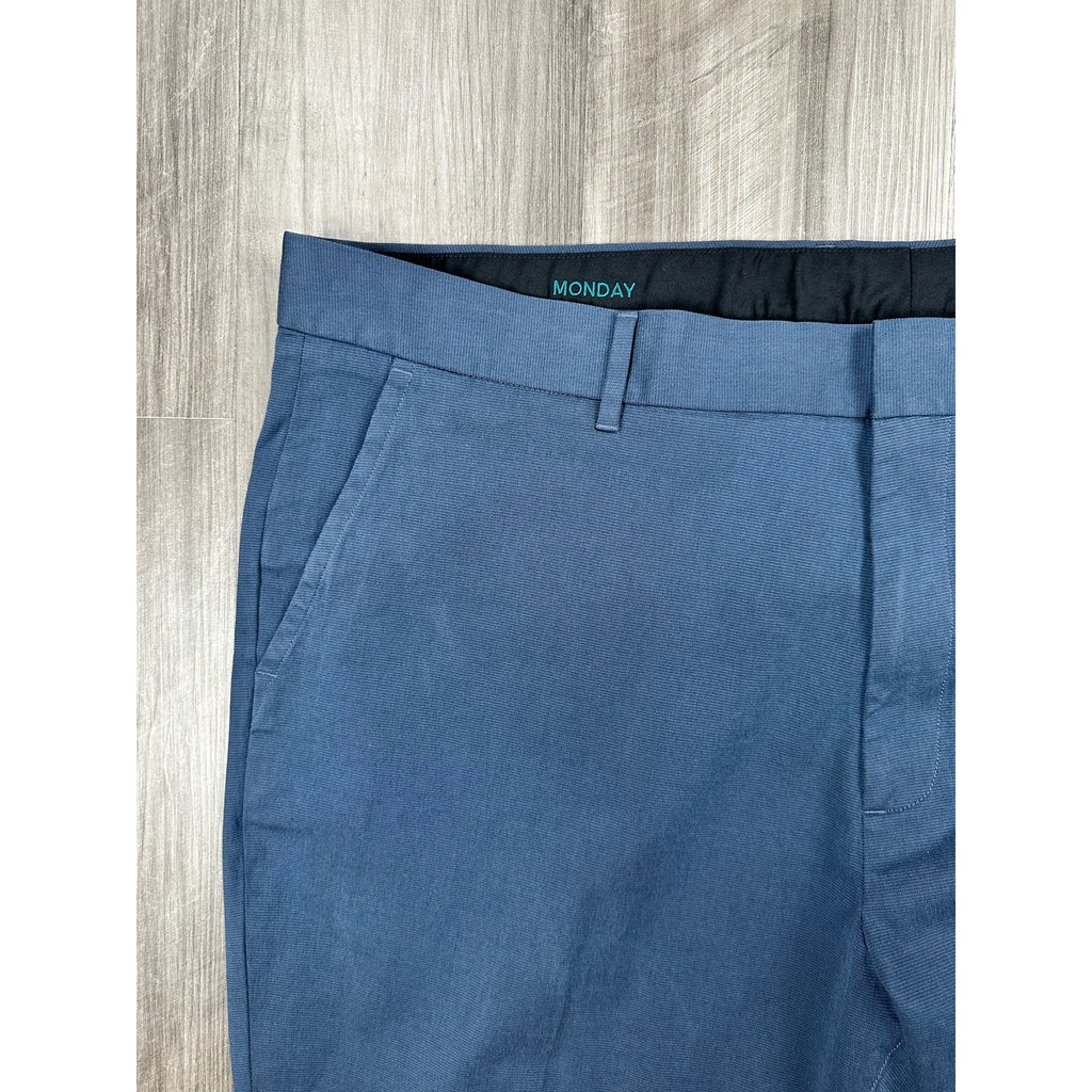 Bonobos Weekday Warrior Monday Slim Chino Dress Pants in Navy — Size 46x32