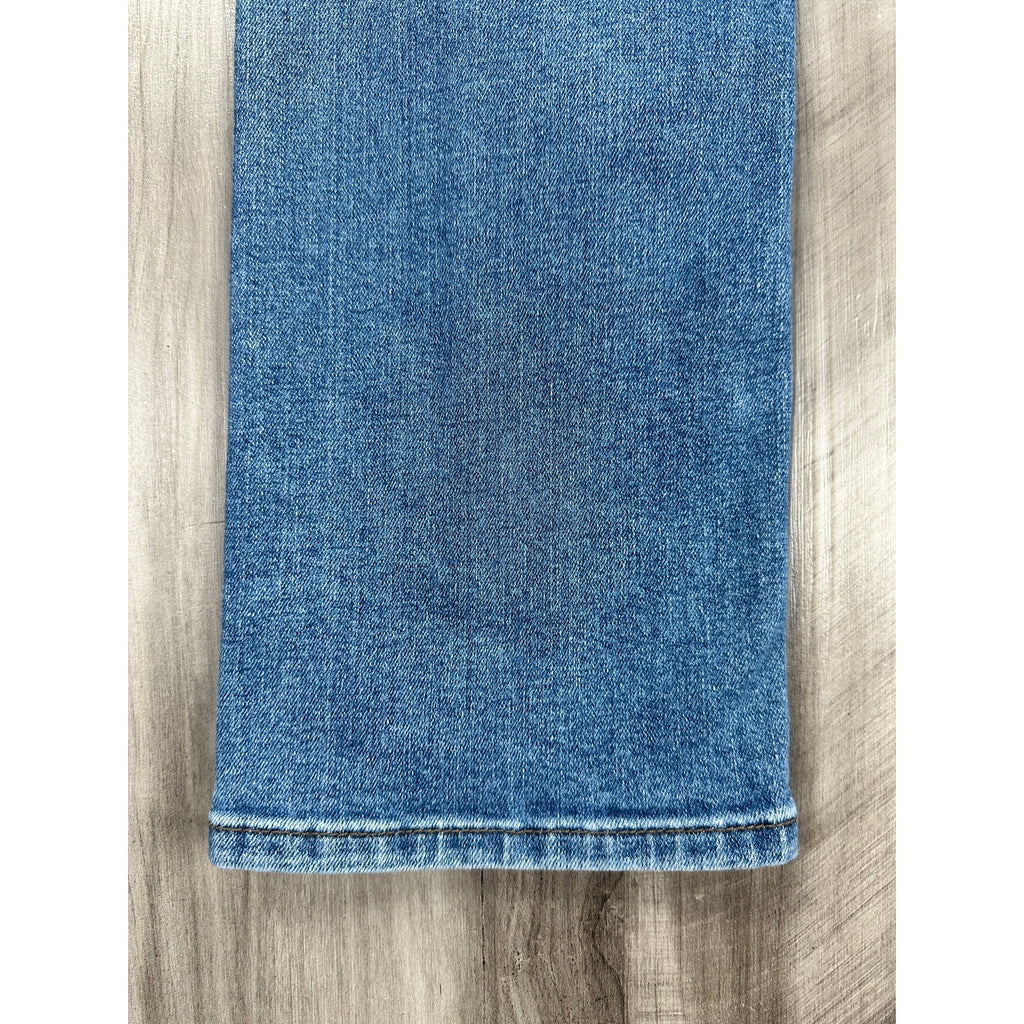Seven7 Jean Co. Slim Straight Leg Premium Denim Jean in Light Wash — 32x32