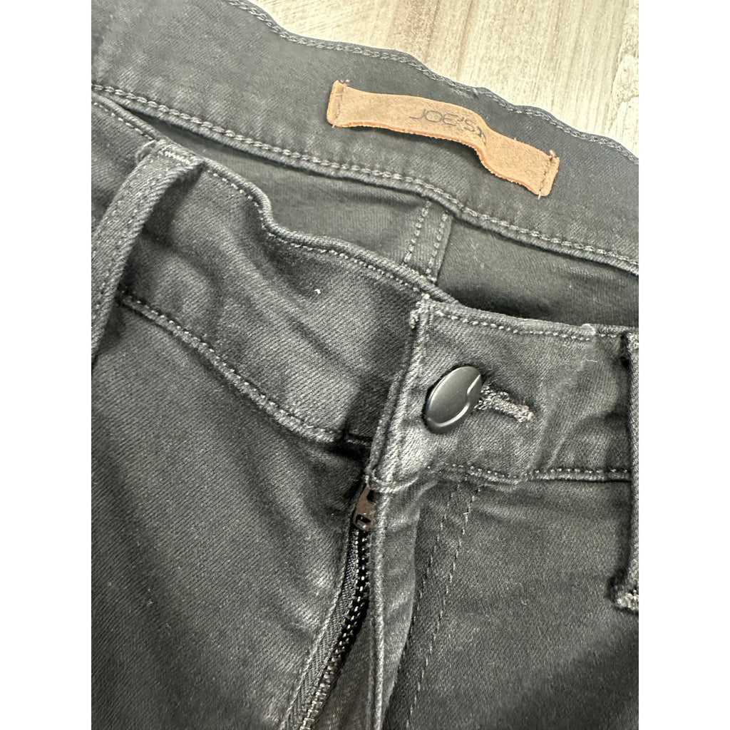 Joe's Jeans The Brixton Straight + Narrow Jean in Griffith Black — Size 33