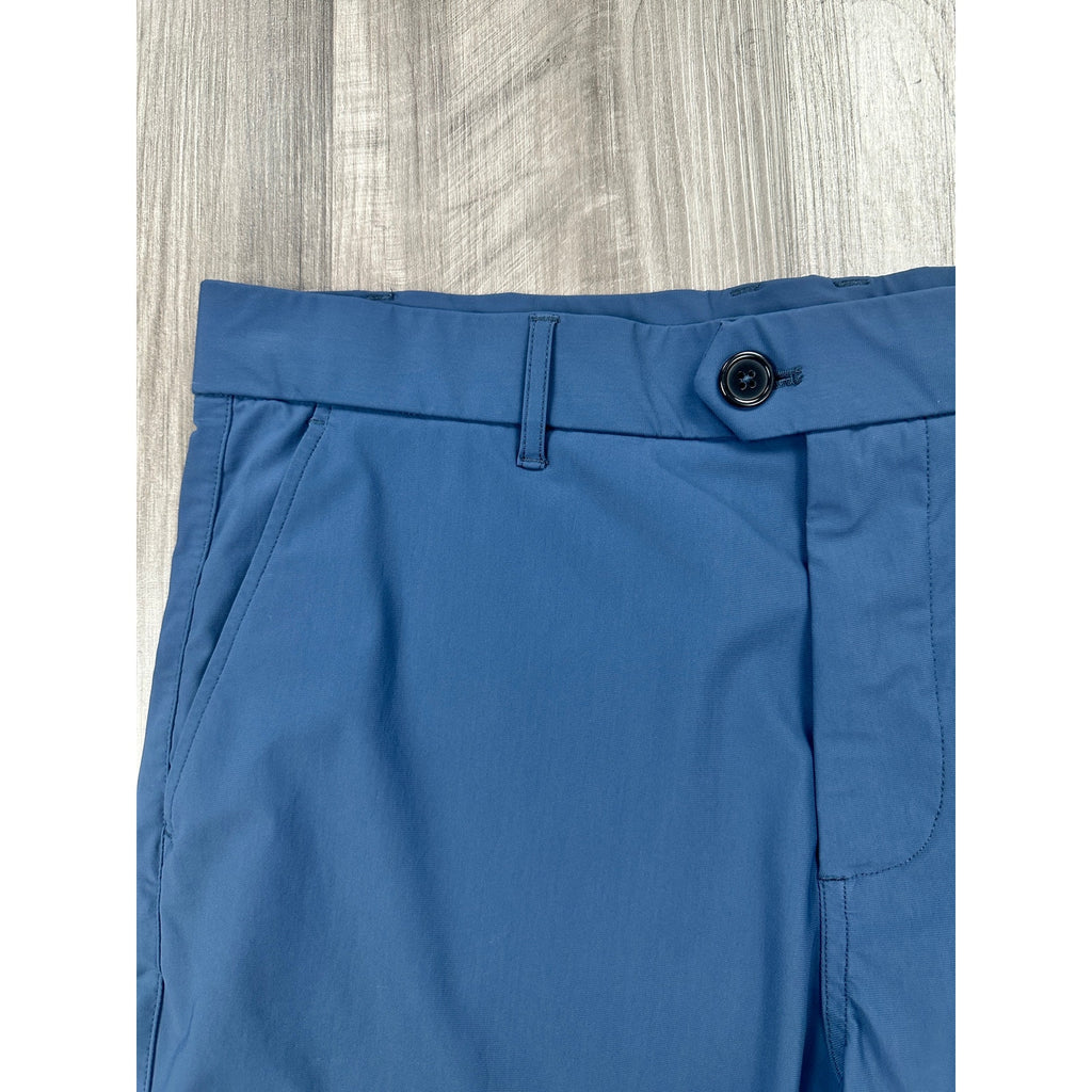 Greyson Montauk Performance Golf Chino Shorts in Slate Navy — Size 34 // Preowned