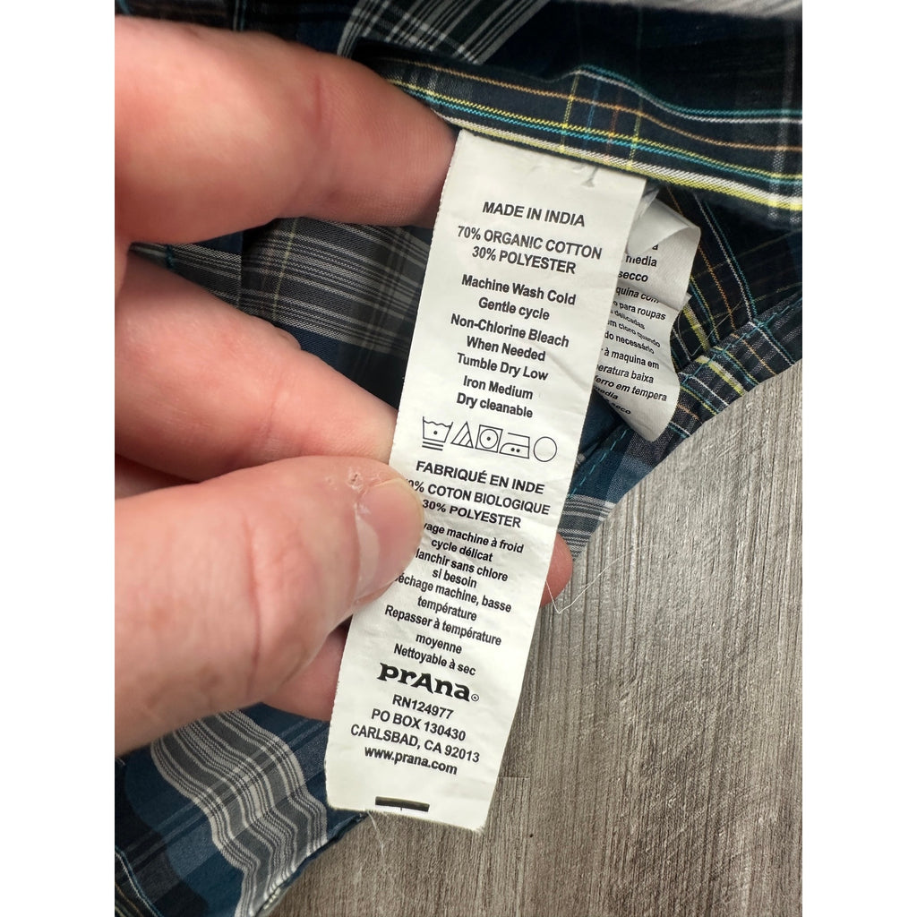 Prana Murdock Slim Fit Plaid Short Sleeve Shirt — Size Medium // Preowned