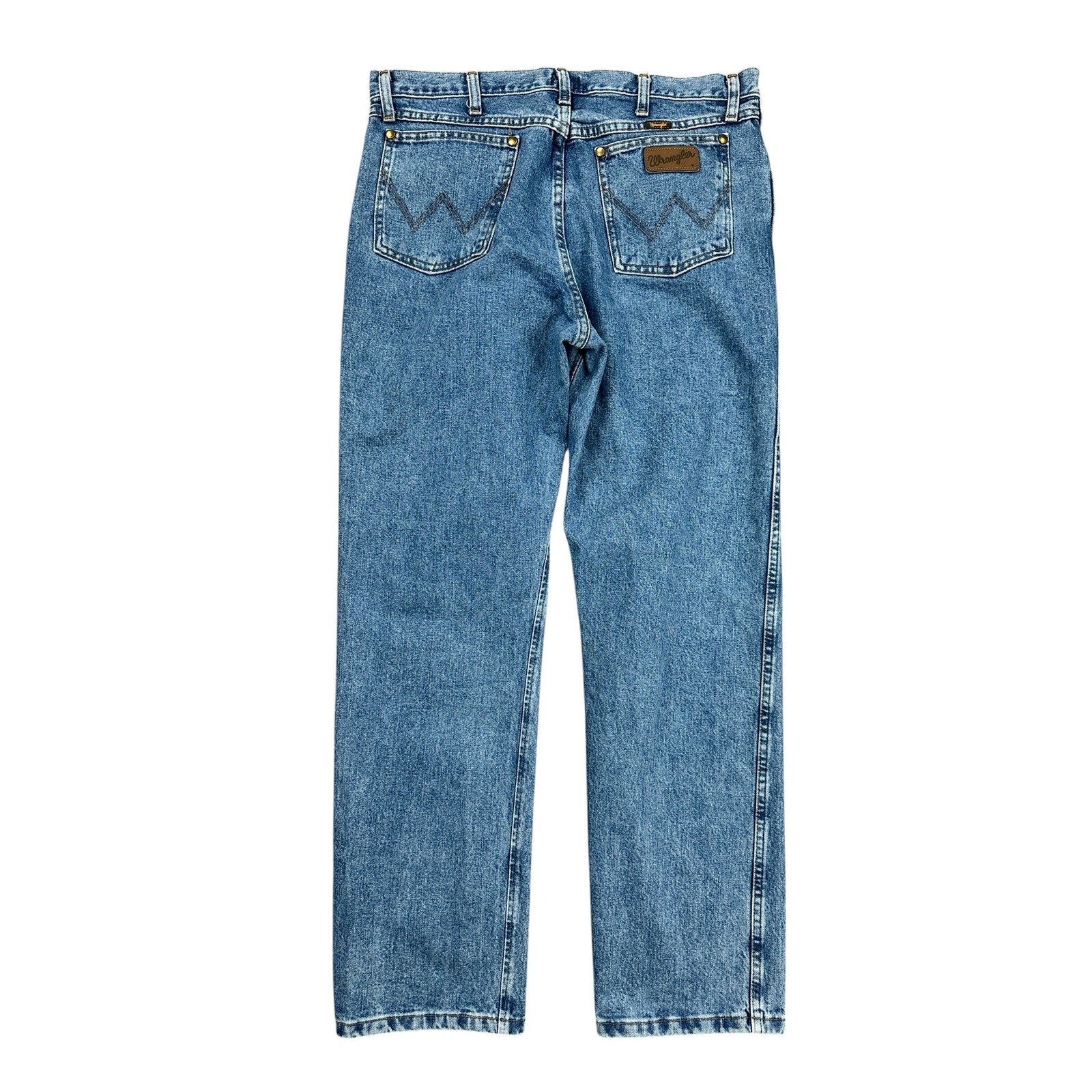 Wrangler Premium Performance Cowboy Cut Regular Fit Jean in Blue — Size 35x32 // Preowned