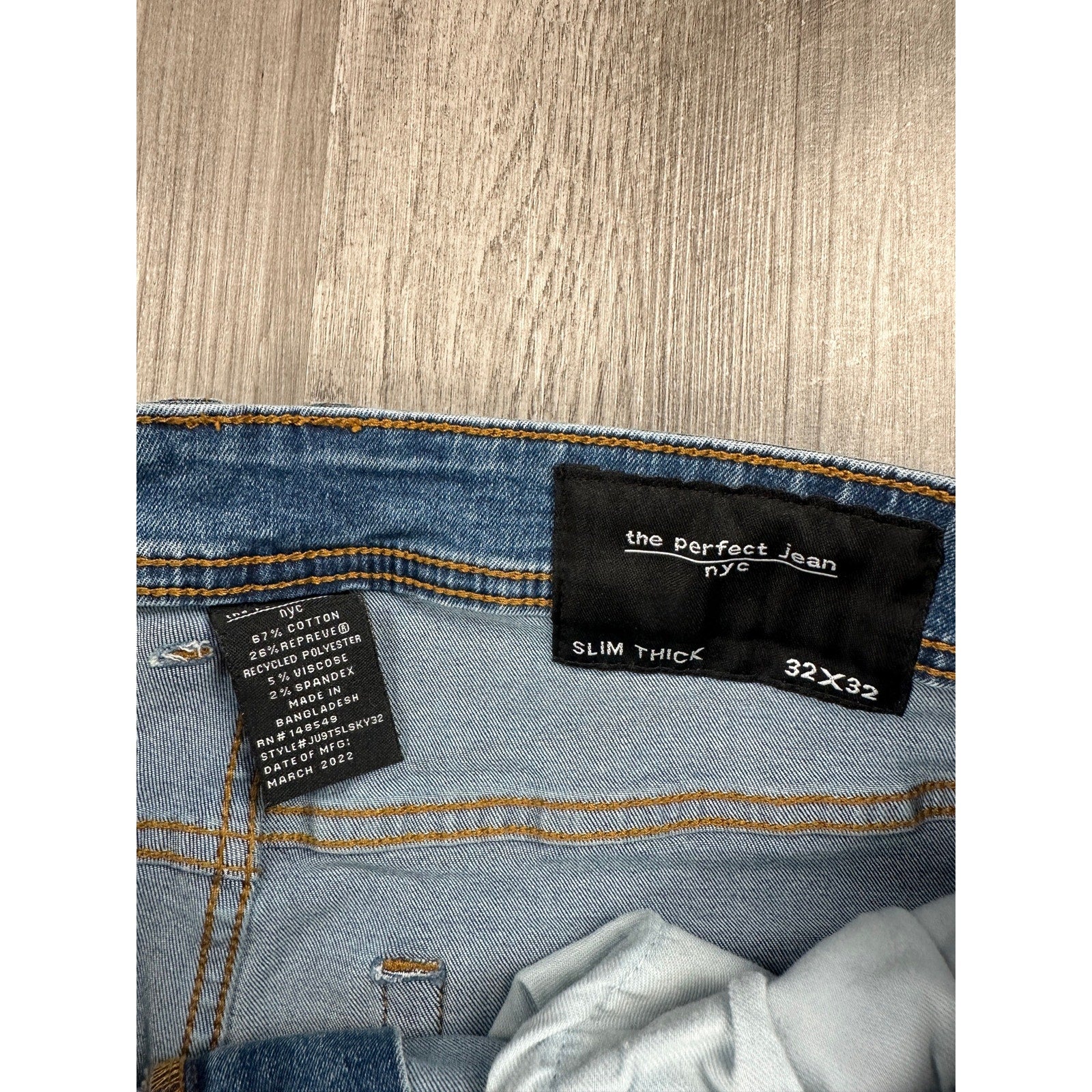 TPJ The Perfect Jean NYC Slim Thick Jean in Blue — Size 32x32 // Preowned