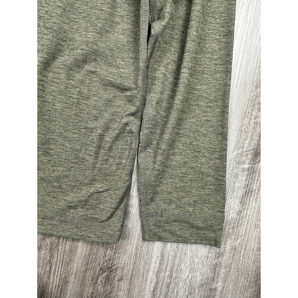 Vuori Ease Performance Long Sleeve Henley in Heather Olive — Size XL // Preowned