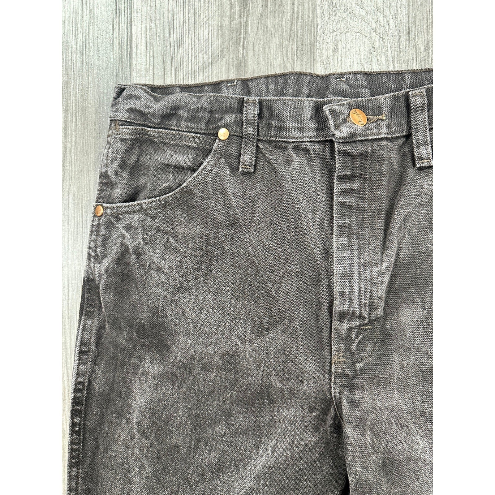 Wrangler Cowboy Cut Slim Fit Jean in Chocolate Brown — Size 34x34 // Preowned