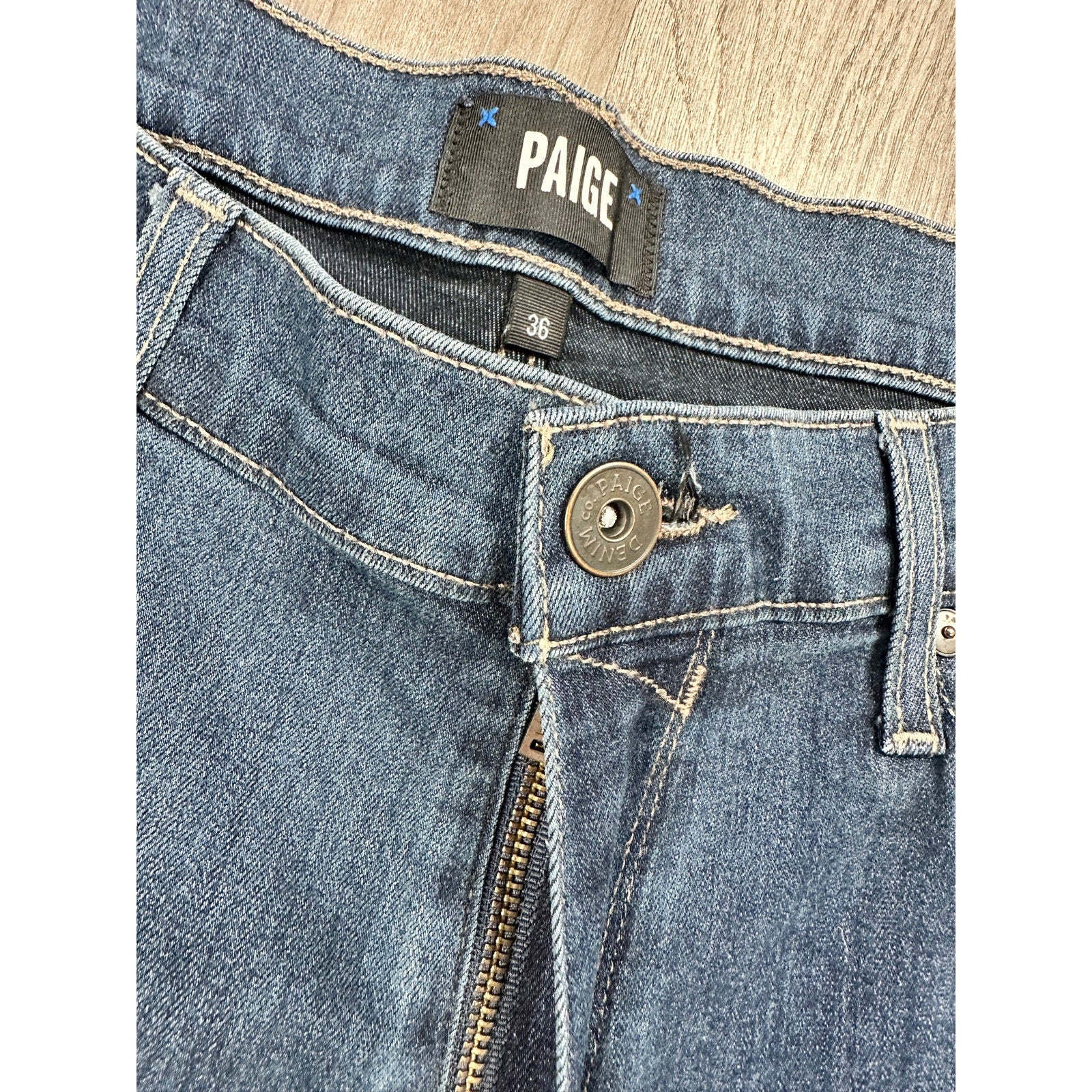 Paige Federal Slim Straight Transcend Denim Jeans in Cellar Blue — Size 36 // Preowned