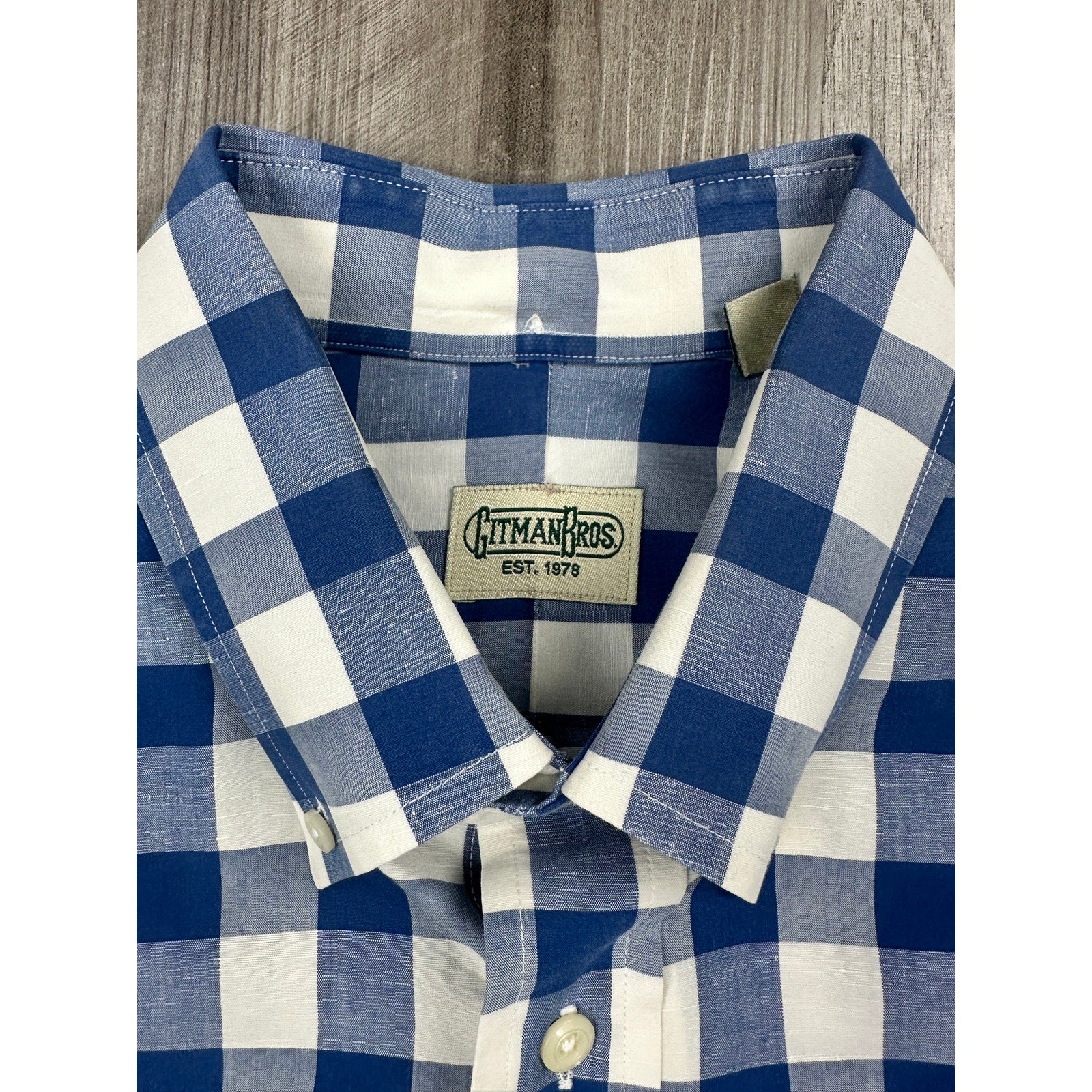 Gitman Bros. Made in USA Checkered Long Sleeve Button Down in Blue and White — Size Large // Preowned