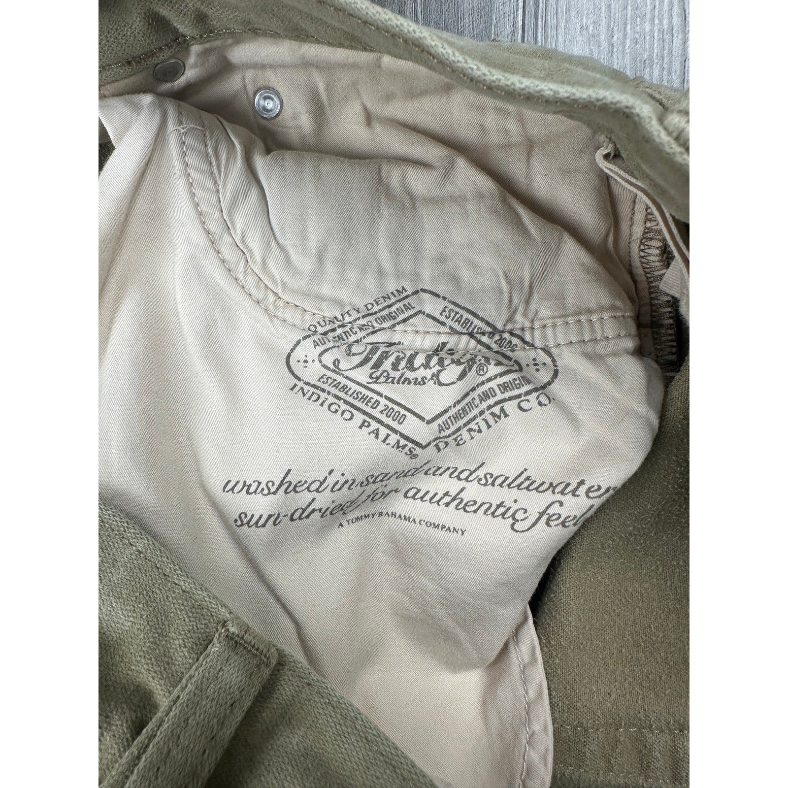 Indigo Palms (by Tommy Bahama) Classic Fit Sueded Brush Twill Cotton Chino Jeans in Tan — Size 35 // Preowned
