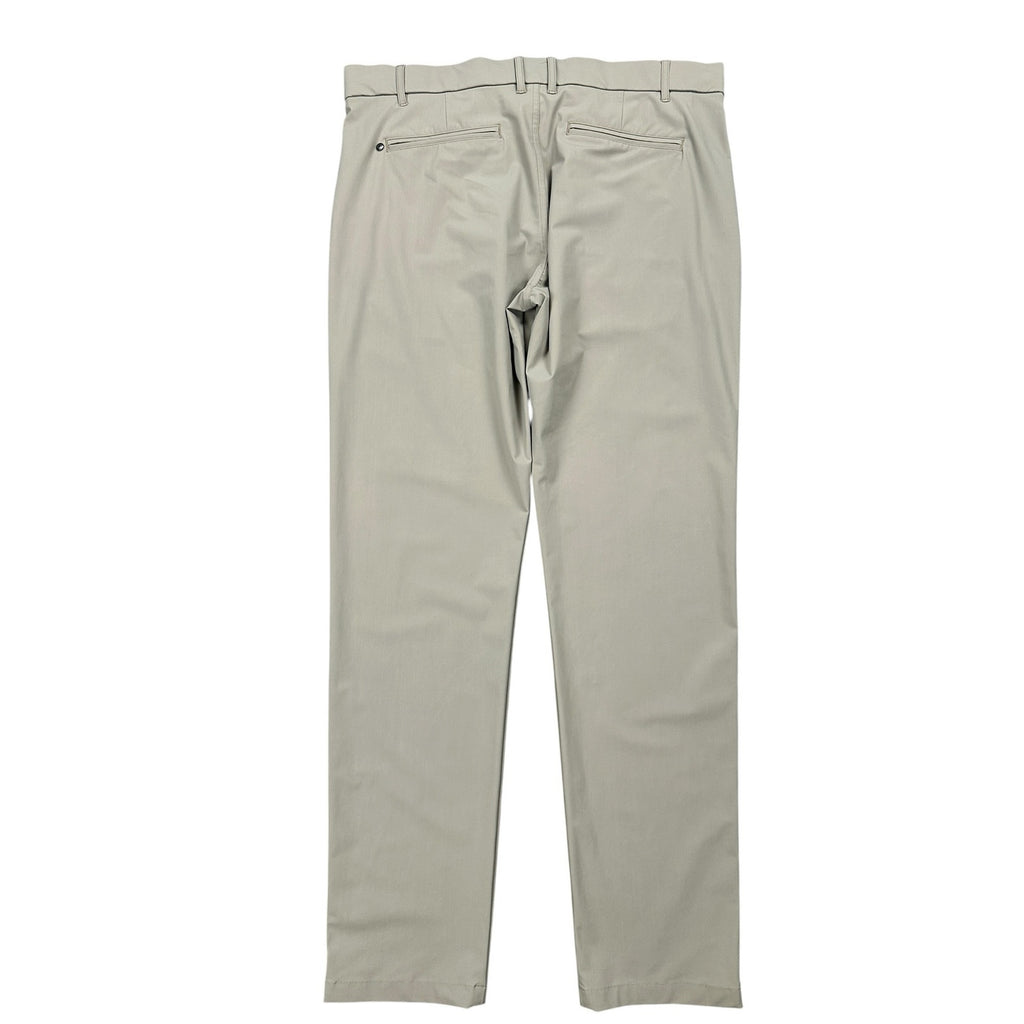 Greyson Montauk Performance Golf Chino Pants in Khaki — Size 35x32 // Preowned