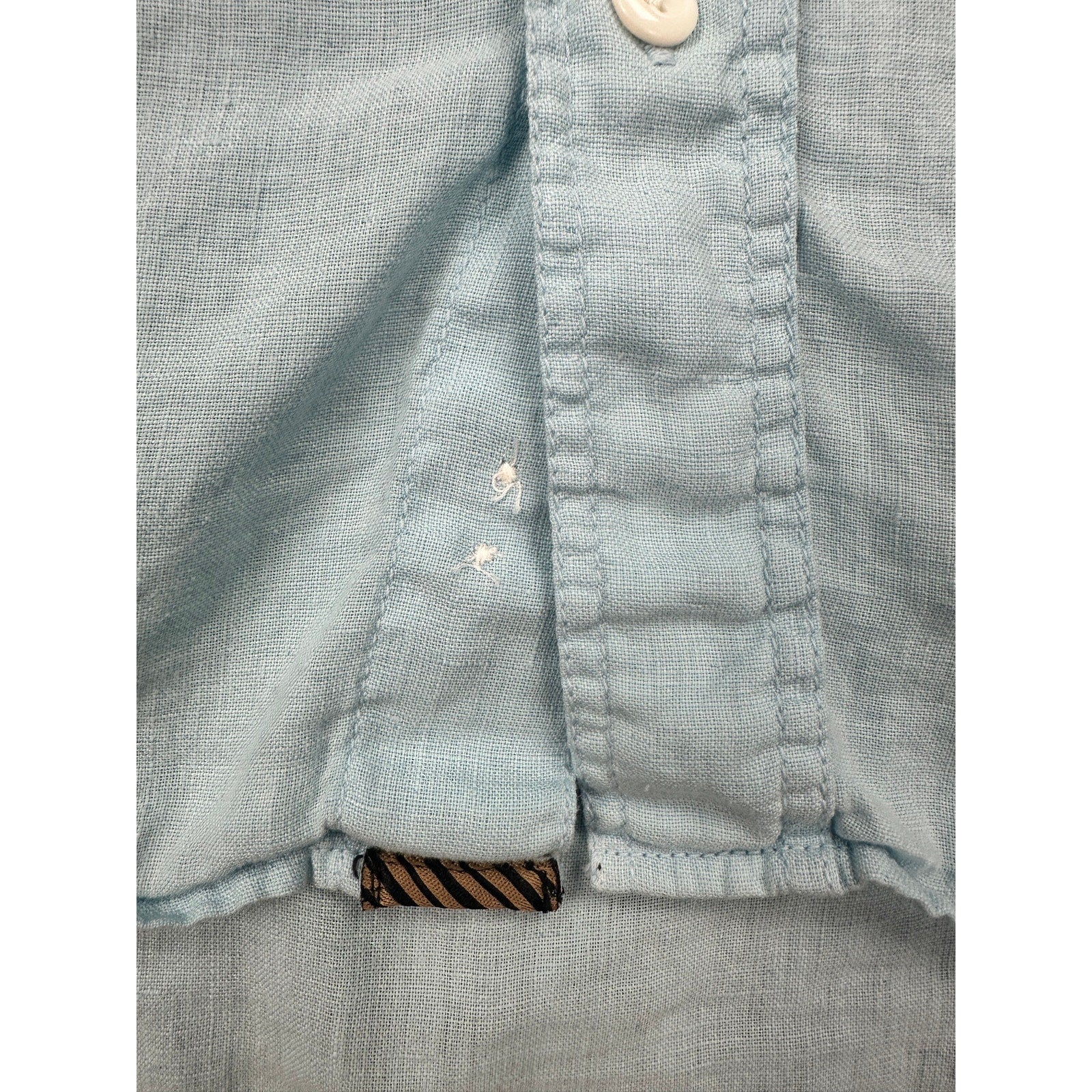 Billy Reid Linen Standard Cut Short Sleeve Button Down Shirt in Light Blue — Size Medium // Preowned
