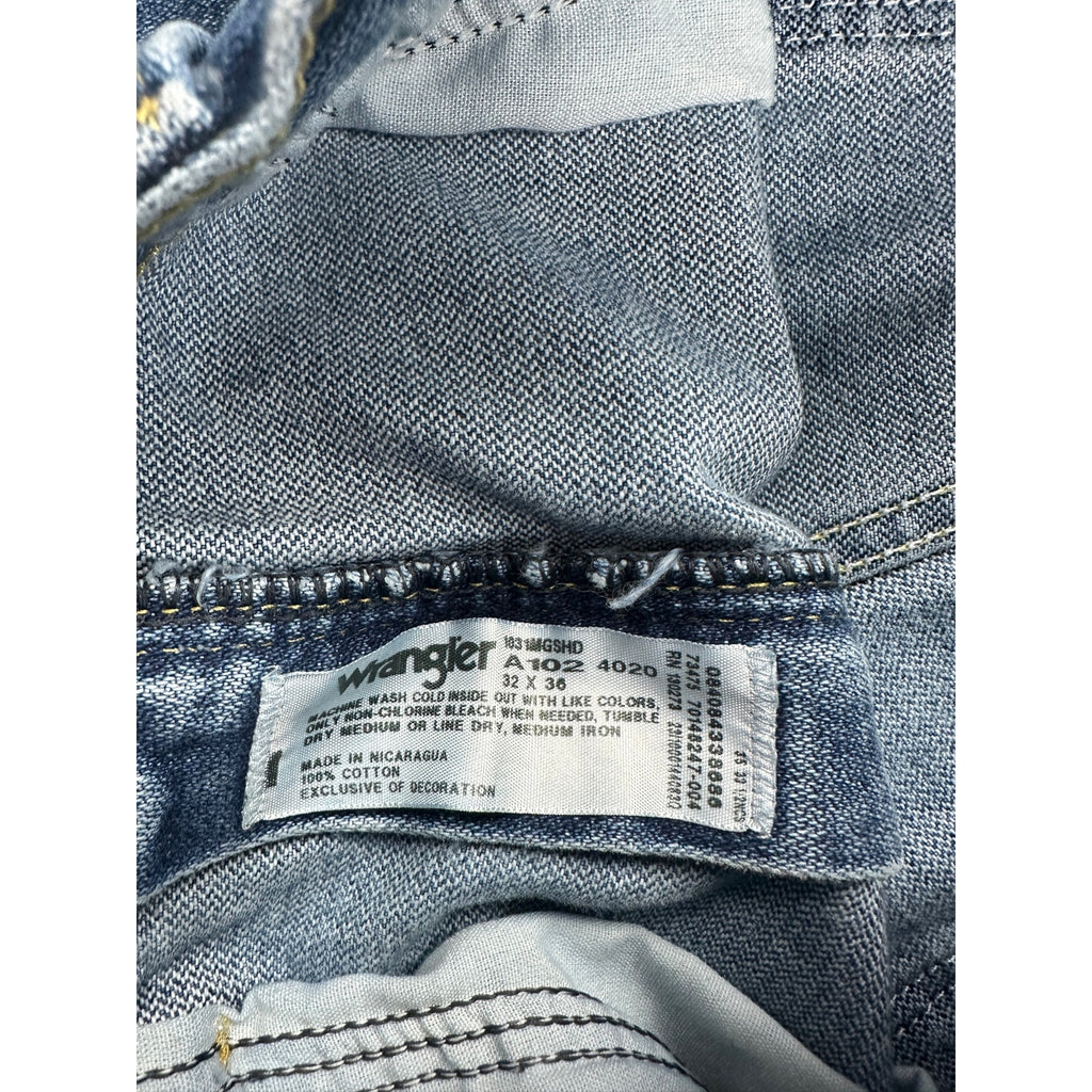 Wrangler George Strait Cowboy Cut Relaxed Fit Jean in Blue — Size 32x36 // Preowned