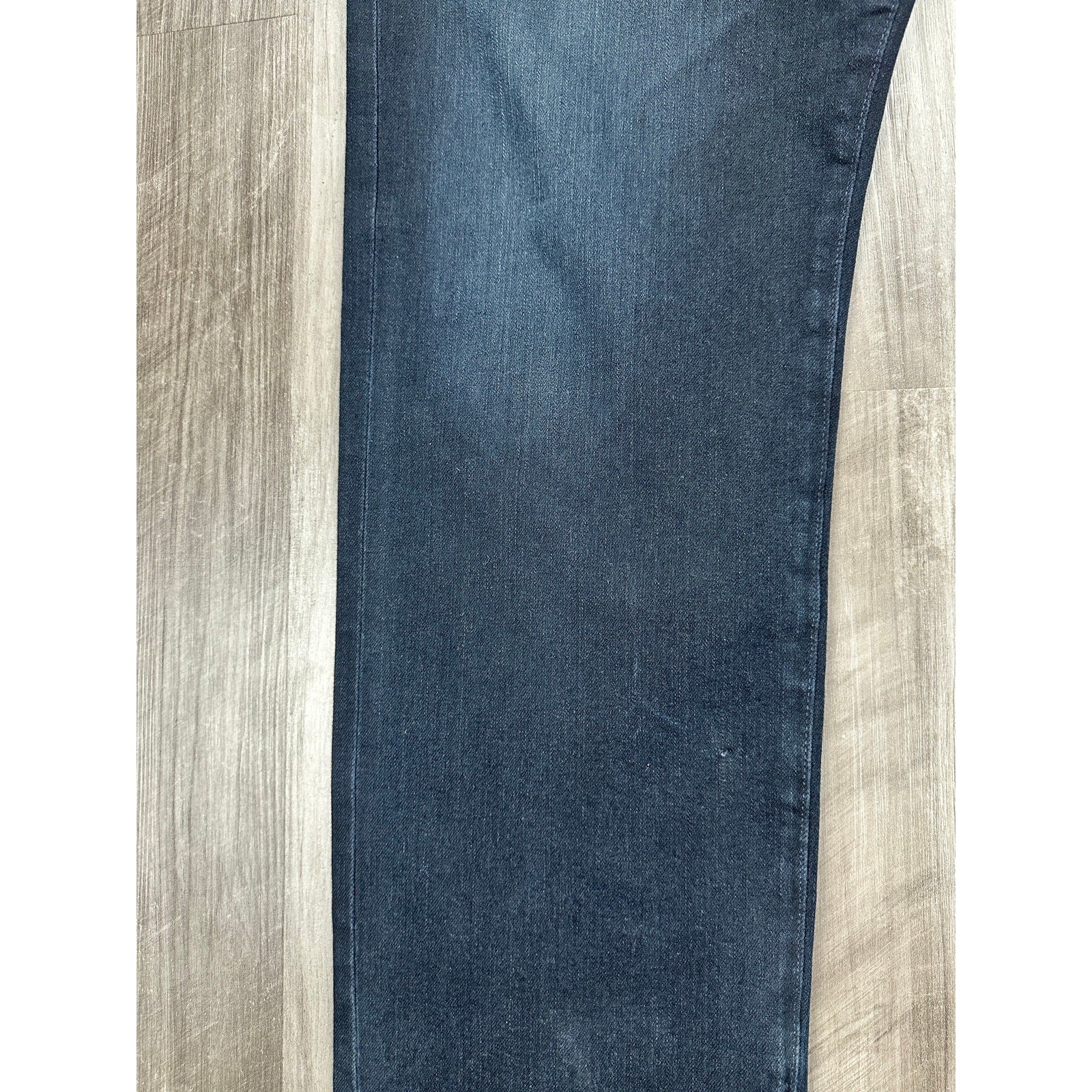AG Adriano Goldschmied The Matchbox Slim Straight Jeans in Dark Blue Stone Wash — Size 40 // Preowned