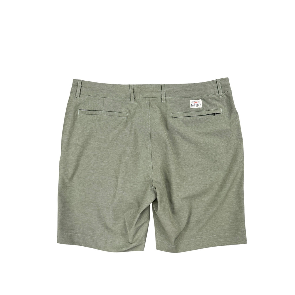 Faherty All Day Hybrid Shorts in Green — Size 36 // Preowned