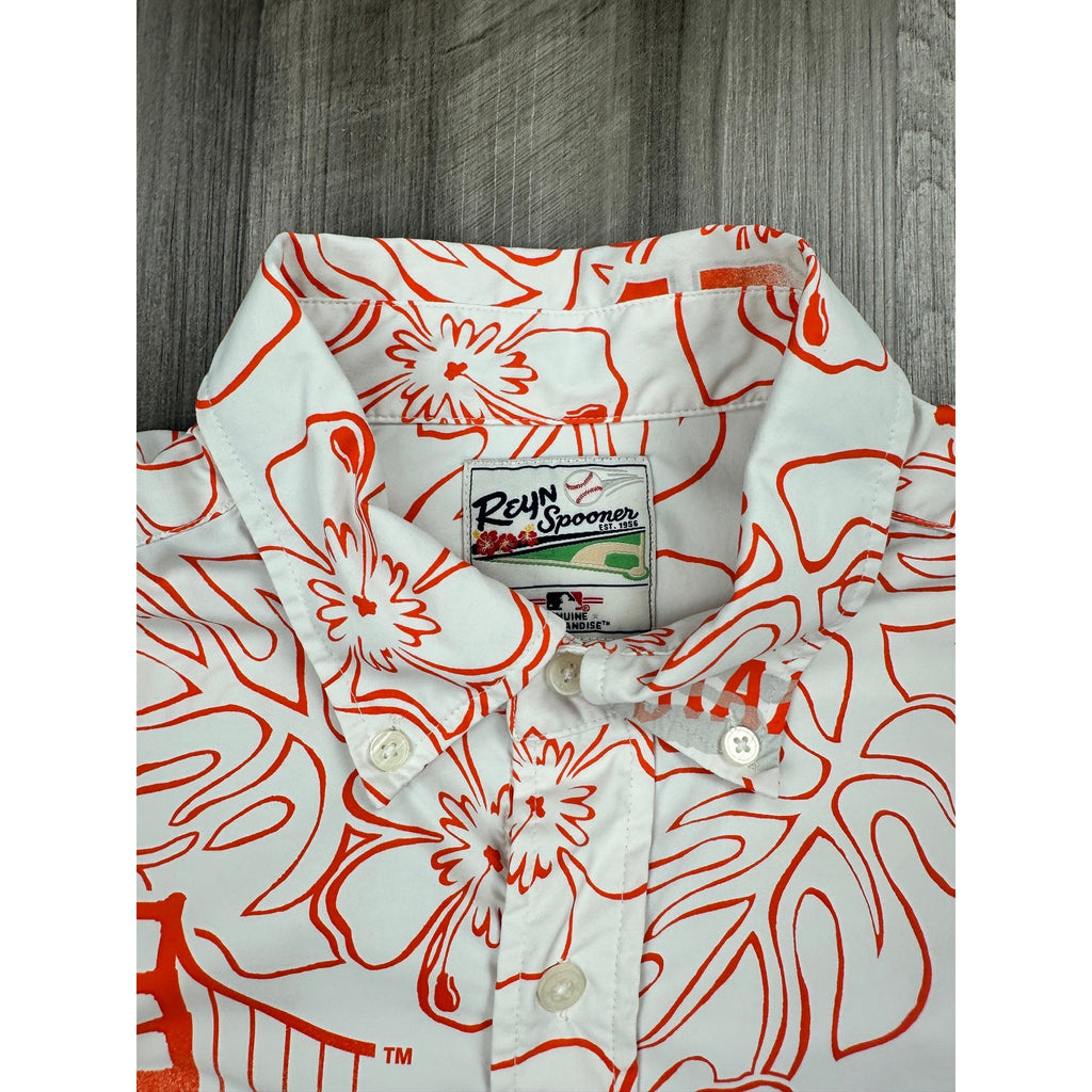 Reyn Spooner San Francisco Giants MLB Genuine Merchandise Hawaiian Short Sleeve in White, Orange and Grey — Size Medium // Preowned