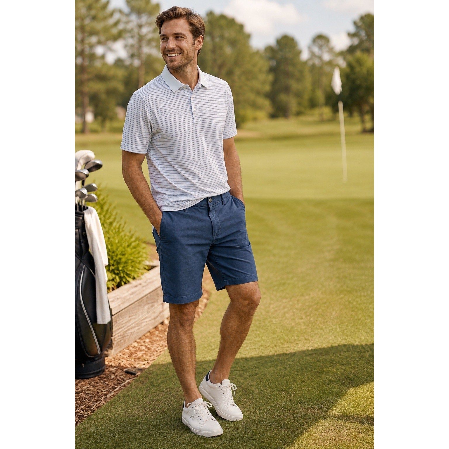 AG Adriano Goldschmied Green Label Canyon Relaxed Golf Shorts in Navy — Size 32R // Preowned