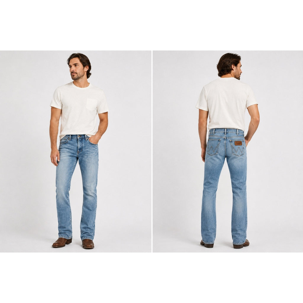 Wrangler Retro Slim Boot Cut Jeans in Blue — Size 32x34 // Preowned
