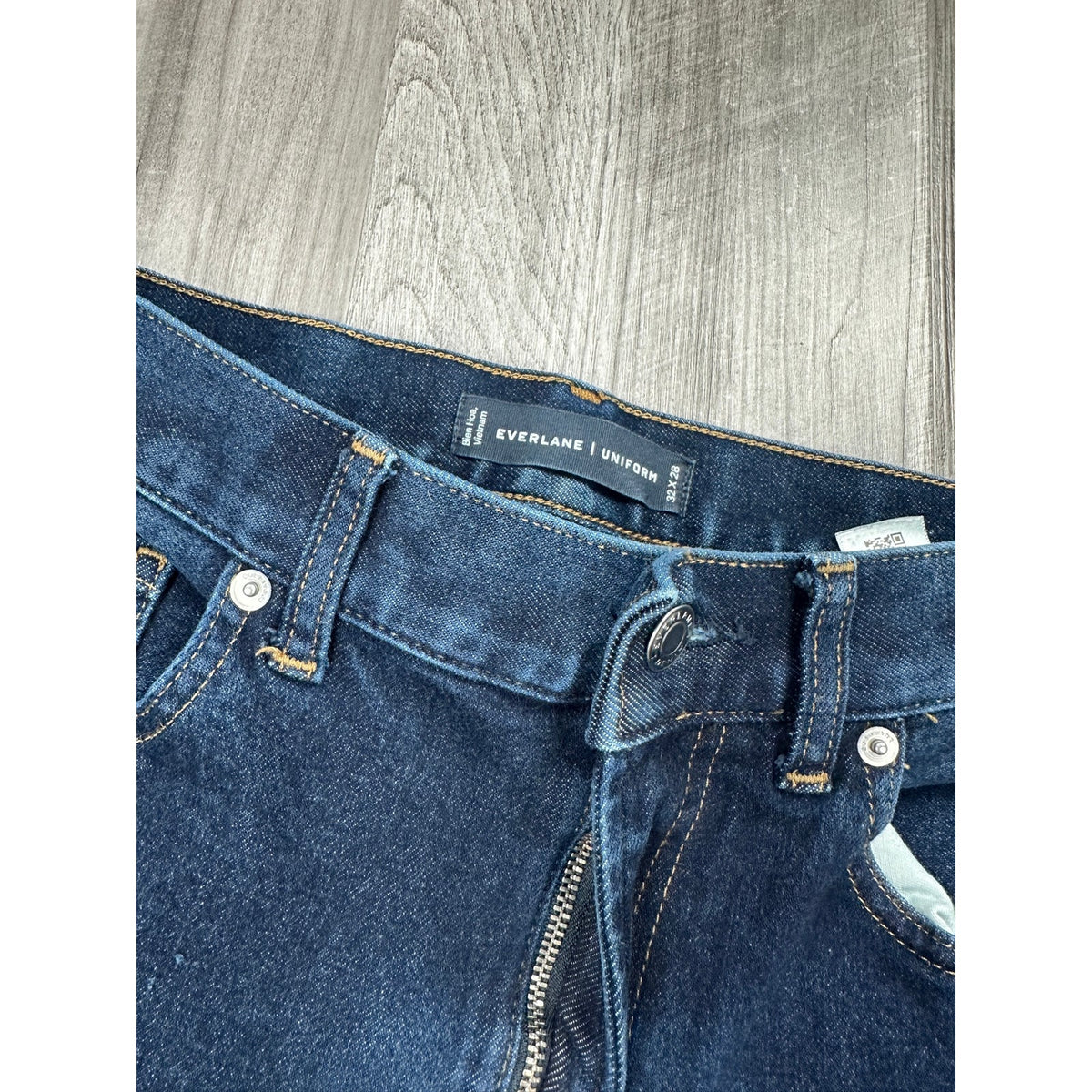 Everlane The Slim 4-Way Stretch Organic Jeans — Size 32x28 // Preowned