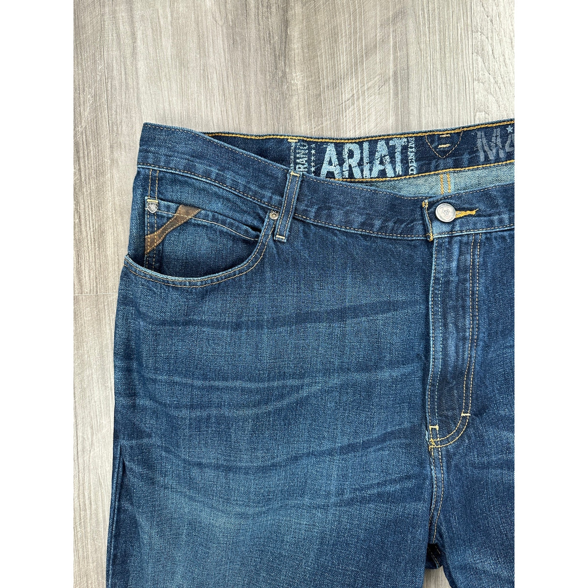 Ariat M4 Legacy Low Rise Boot Cut Roadhouse Jeans — Size 44x32 // Preowned