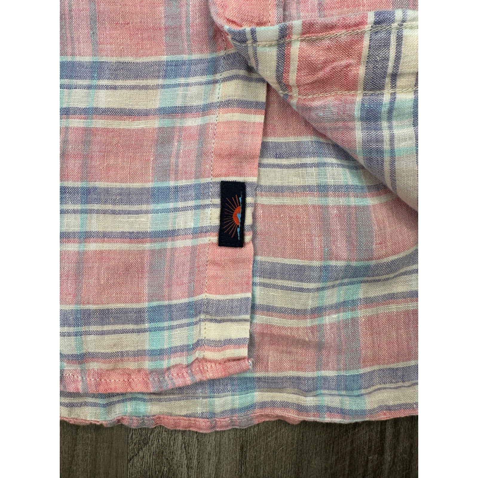 Faherty Linen Plaid Long Sleeve Button Down in Pink, Blue, Purple, White — Size Small // Preowned
