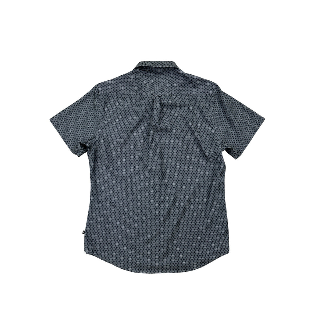 7 Diamonds Flawless 4 Way Stretch Woven Short Sleeve Shirt in Gray and Charcoal — Size Medium // Preowned