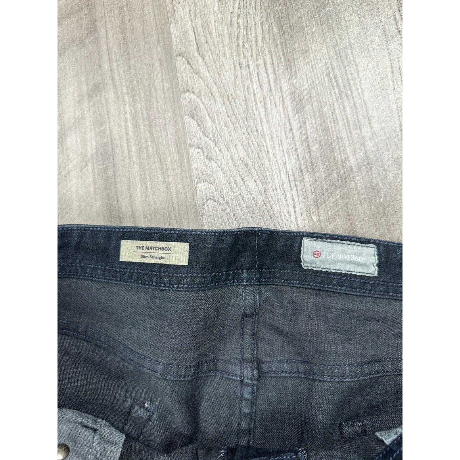 AG Adriano Goldschmied The Matchbox Slim Straight Jeans in Dark Blue Stone Wash — Size 40 // Preowned