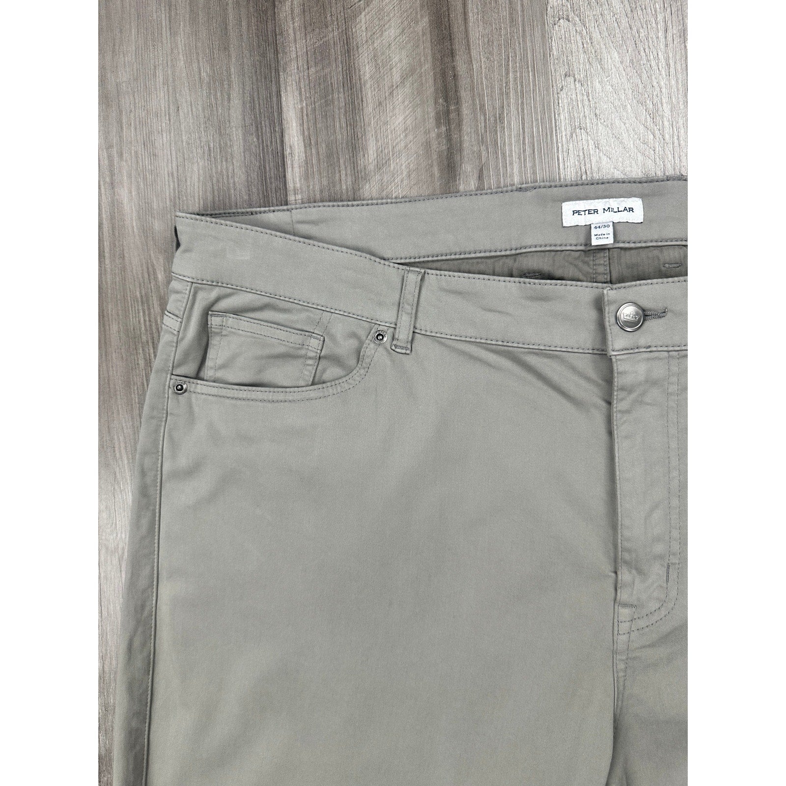 Peter Millar Signature Sateen Classic Fit 5 Pocket Pants in Gray — Size 44x30 // Preowned