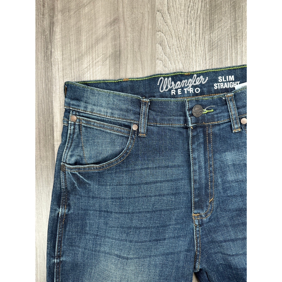 Wrangler RETRO Maverick Slim Straight Jeans — Size 30x34 // Preowned