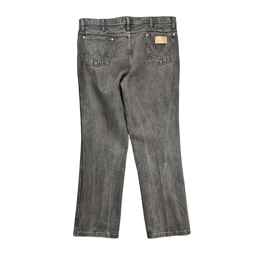 Wrangler Cowboy Cut Slim Fit Jean in Black Chocolate — Size 38x30 // Preowned
