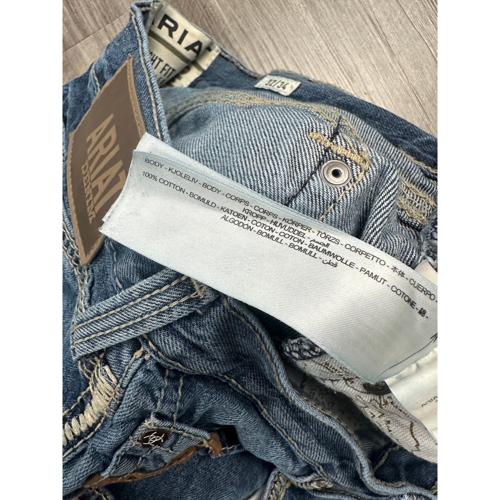 Ariat Gambler M5 Stackable Straight Leg Jean in Blue — Size 32x34 // Preowned