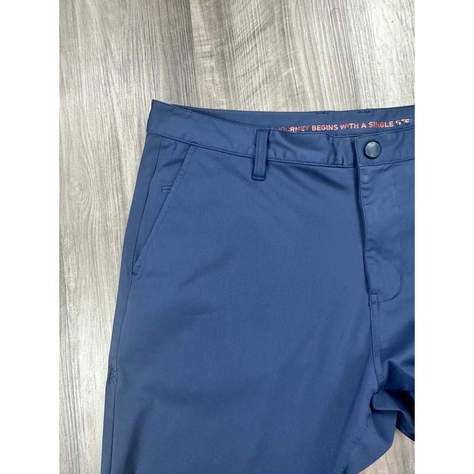 Rhone Slim Fit Commuter Pants in Navy Flex-Knit — Size 34 // Preowned
