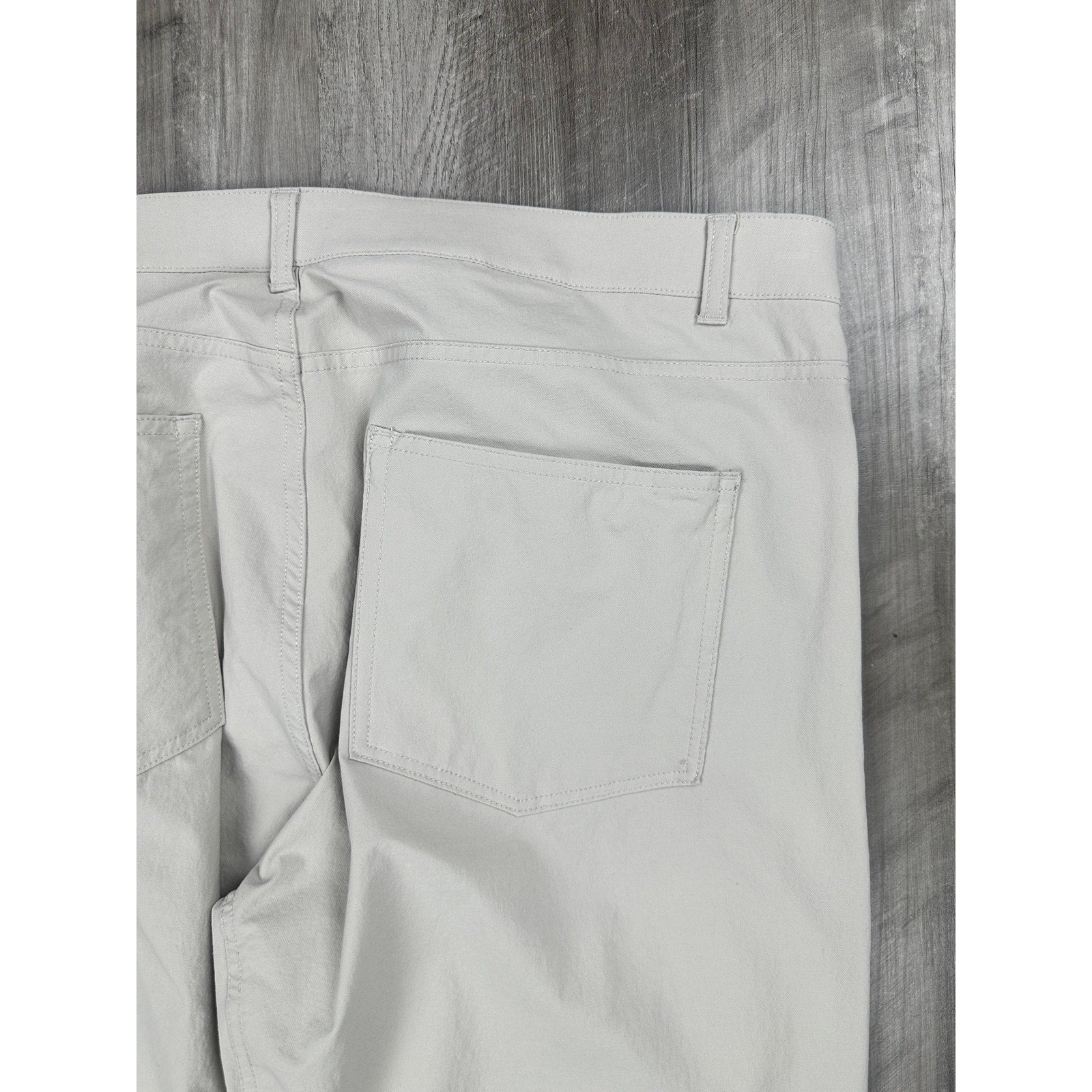 Western Rise Evolution Slim 2 Way Stretch Pants in Khaki — Size 38 // Preowned