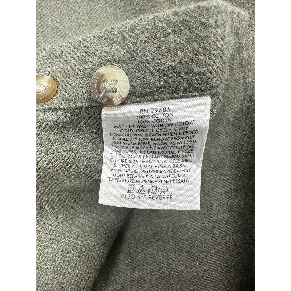 Pendleton Burnside Flannel Two Pocket Long Sleeve Button Down Shirt — Size XL // Preowned