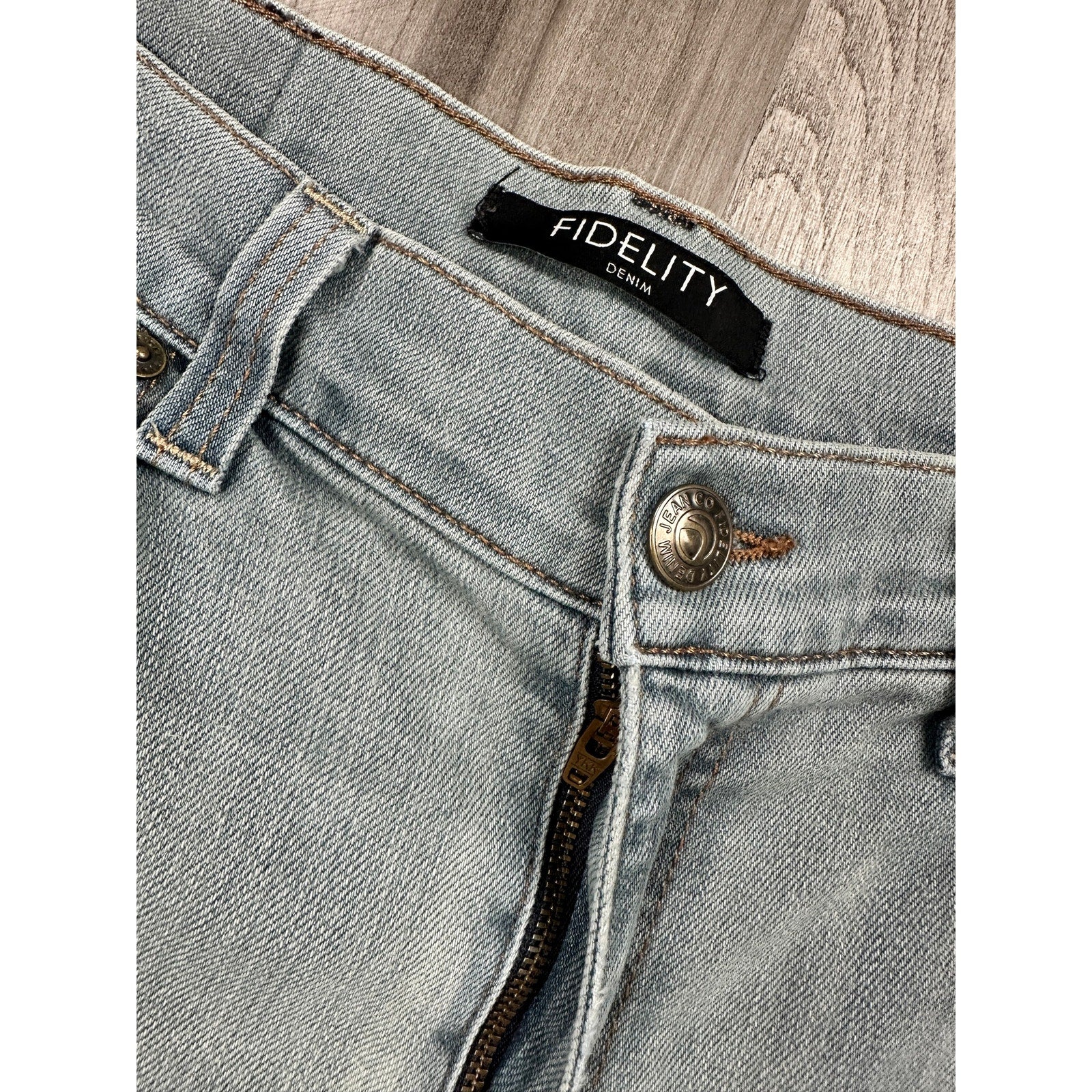 Fidelity Impala Slim Straight Jeans Emerson Blue — Size 33