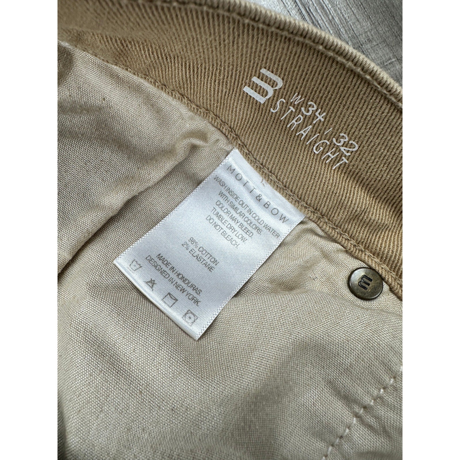 Mott & Bow Straight Mercer Jeans in Light Khaki — Size 34x32 // Preowned