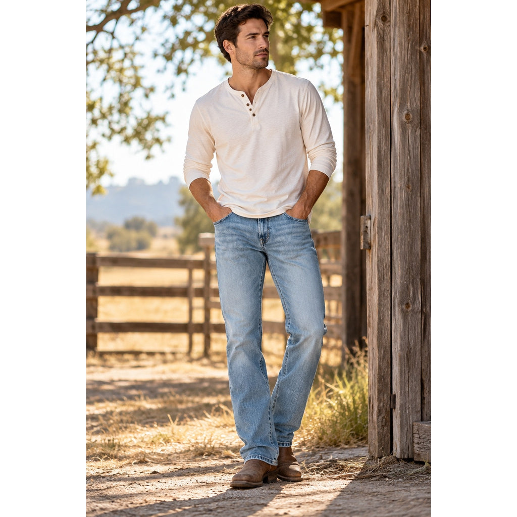 Wrangler RETRO Jacksboro Slim Straight Jeans — Size 32x30 // Preowned