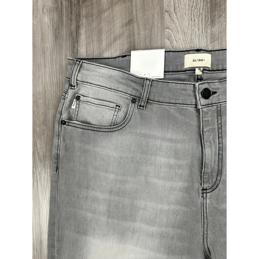 DL1961 Avery Relaxed Straight Jeans — Size 42x30