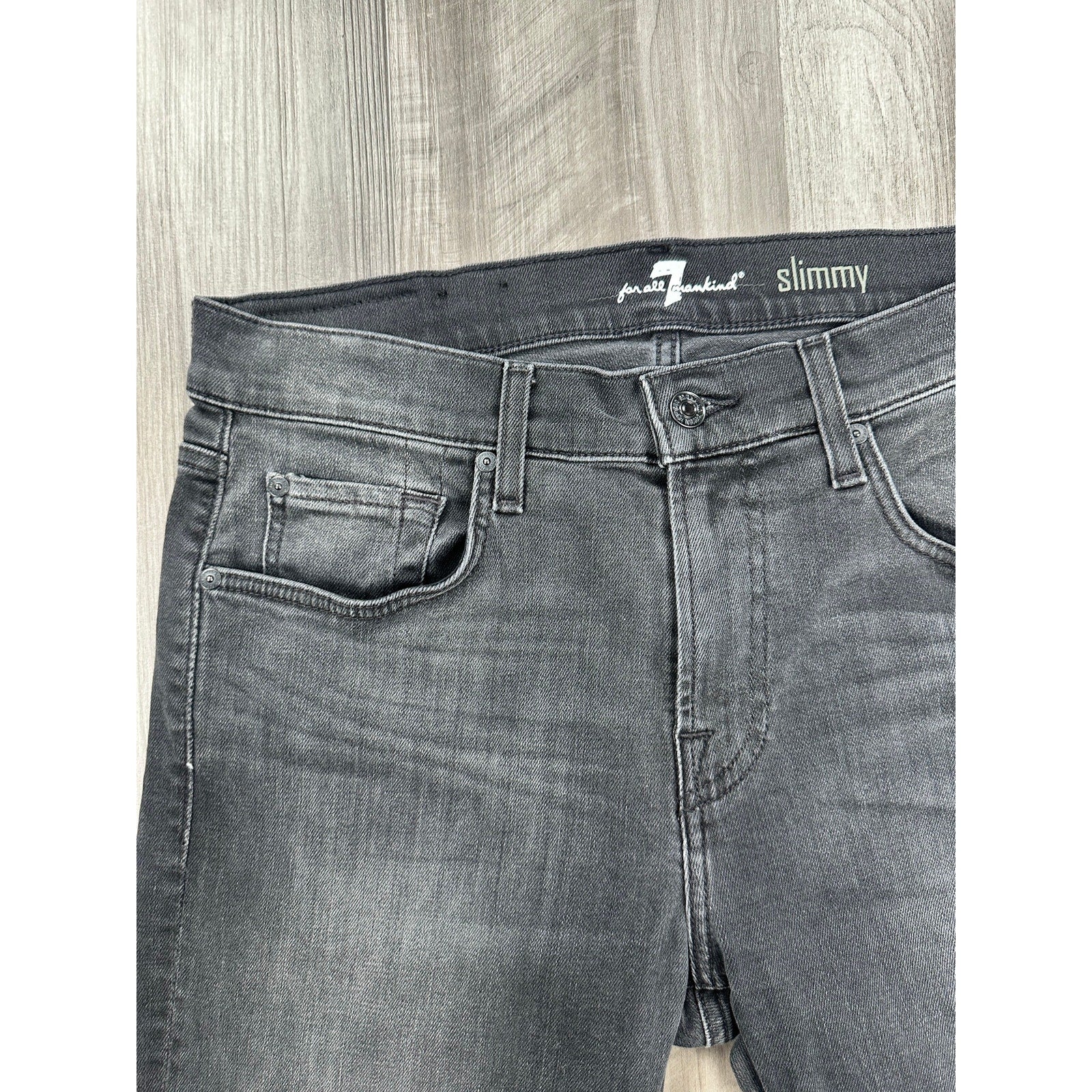 7 For All Mankind Slimmy Straight Leg Jean in Black — Size 33 // Preowned