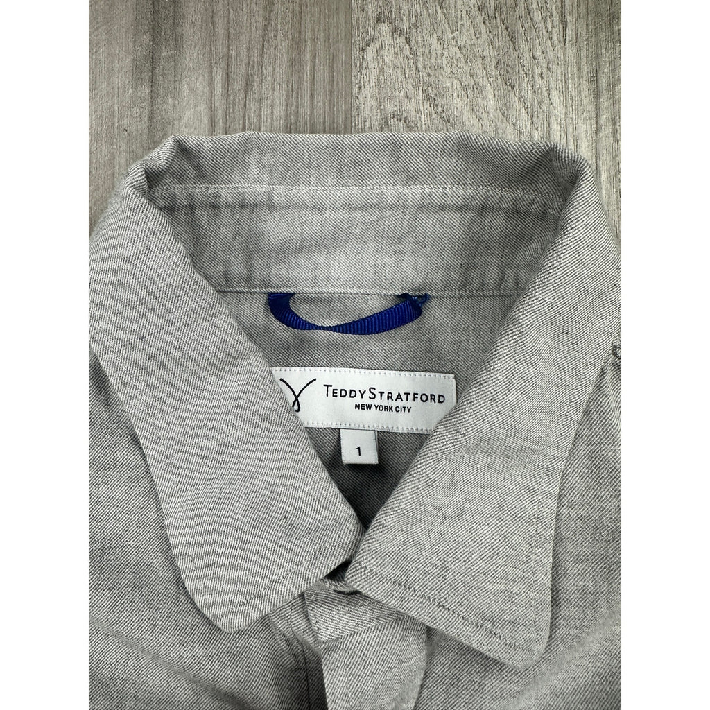 Teddy Stratford Two Pocket Organic Long Sleeve Shirt in Gray — Size 1 (US Small) // Preowned