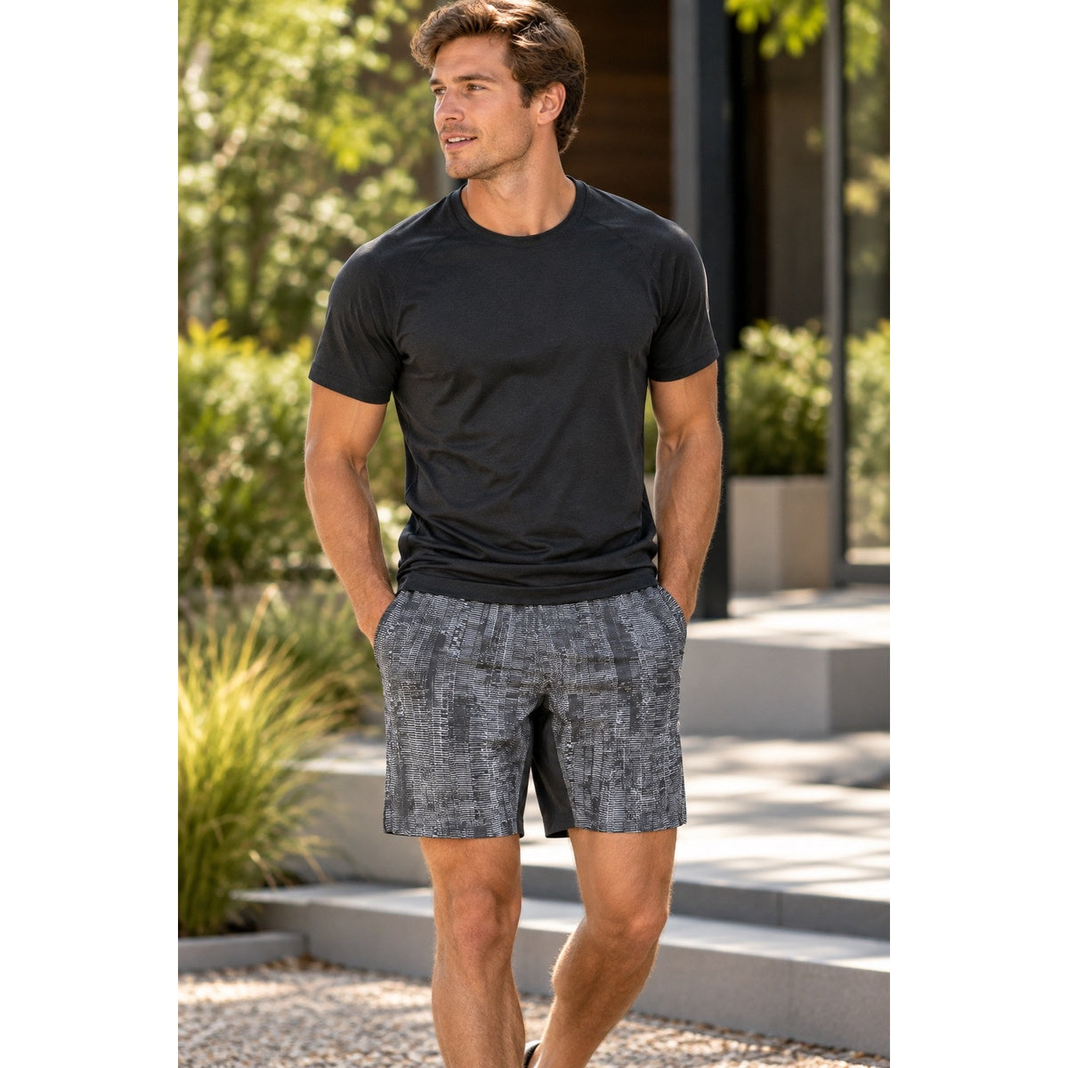 Lululemon T.H.E. Short 9" Lined Athletic Shorts — Size Small // Preowned