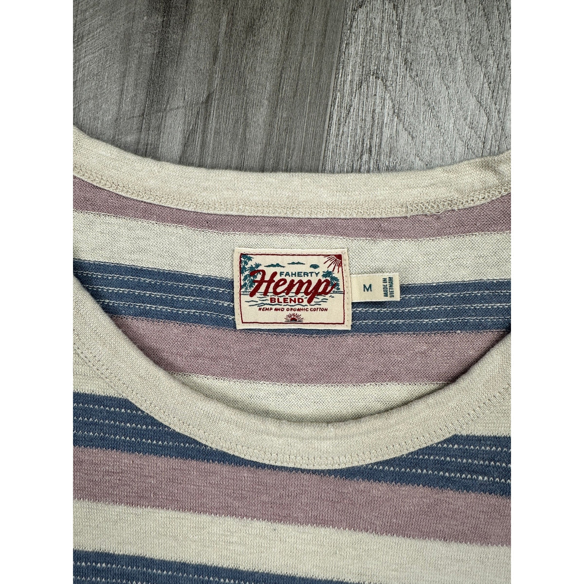 Faherty Short Sleeve Hemp Blend Tee — Size Medium // Preowned