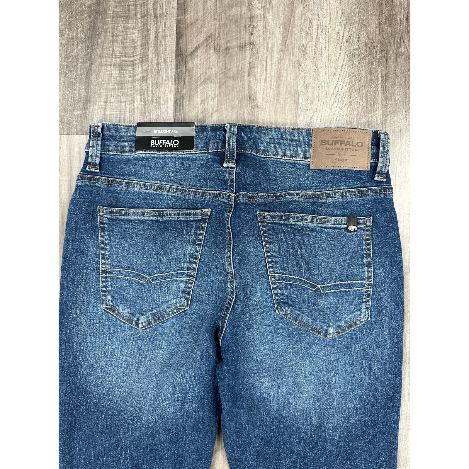 Buffalo David Bitton Straight Six Stretch Jeans in Indigo Sanded — Size 32x30
