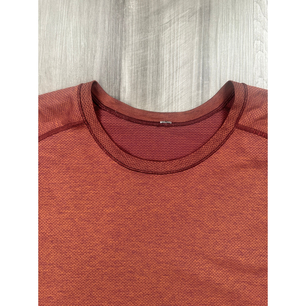 Lululemon Metal Vent Tech Performance Tee in Reddish Rust — Size 2XL // Preowned