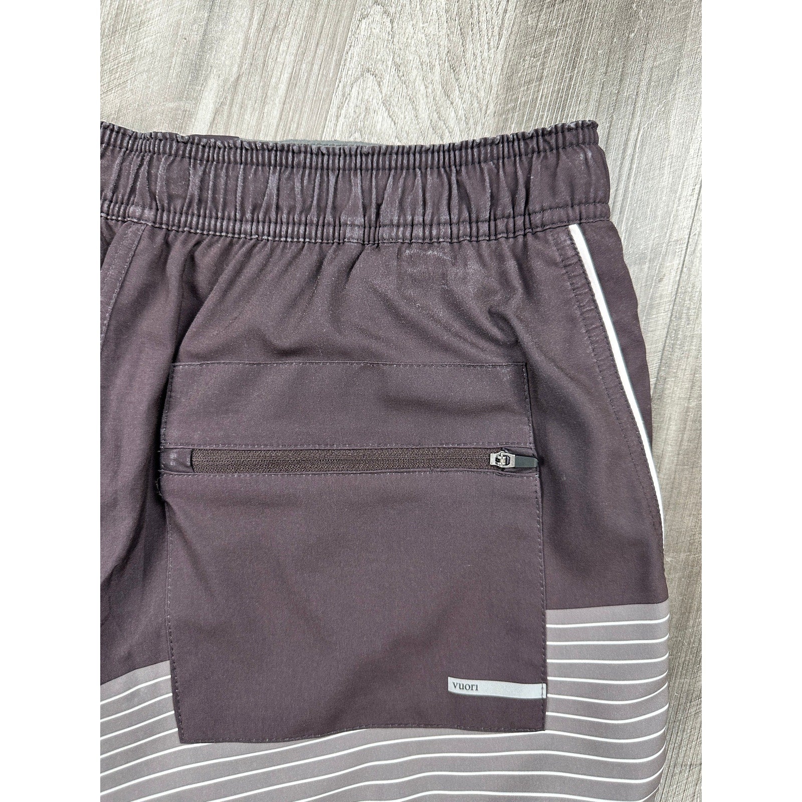Vuori Trail Shorts 2.0 Lined in Brown Light Gray and White Stripe — Size Large // Preowned