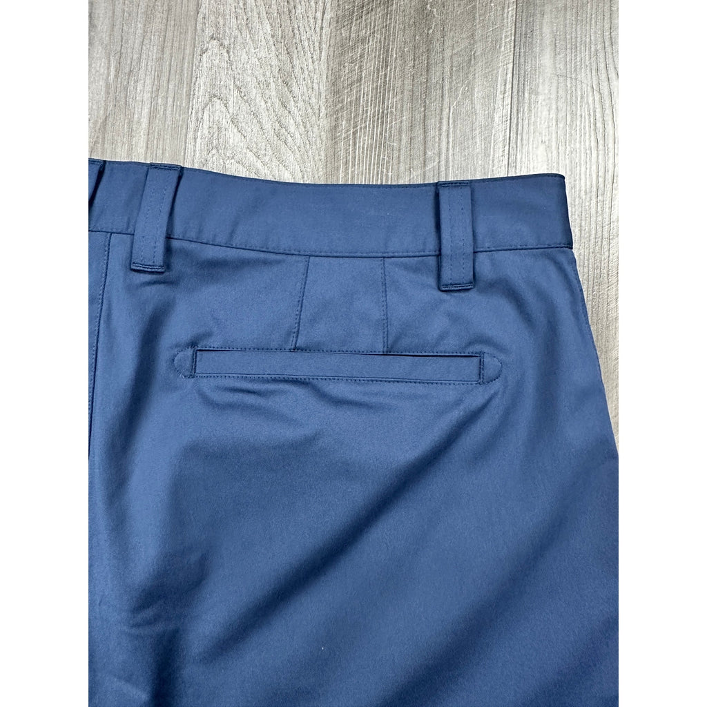 Rhone Commuter 7-Inch Performance Chino Shorts in Navy — Size 35 // Preowned