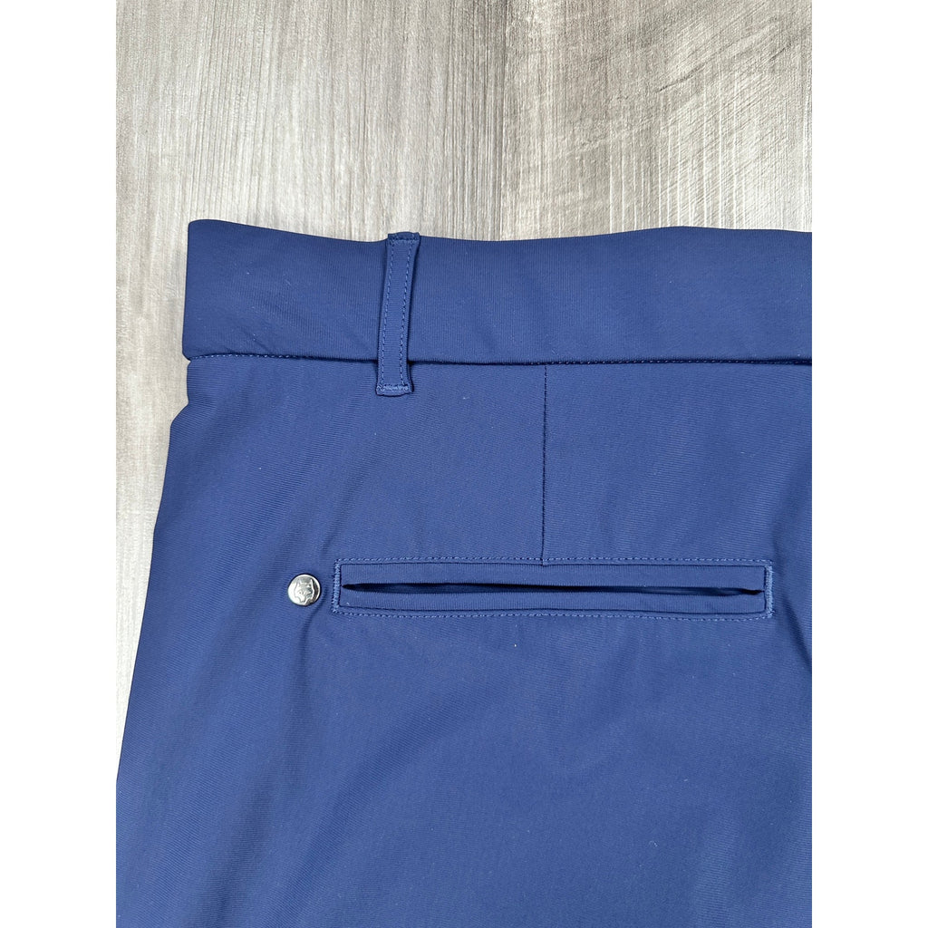Greyson Montauk Performance Golf Chino Shorts in Navy — Size 33 // Preowned