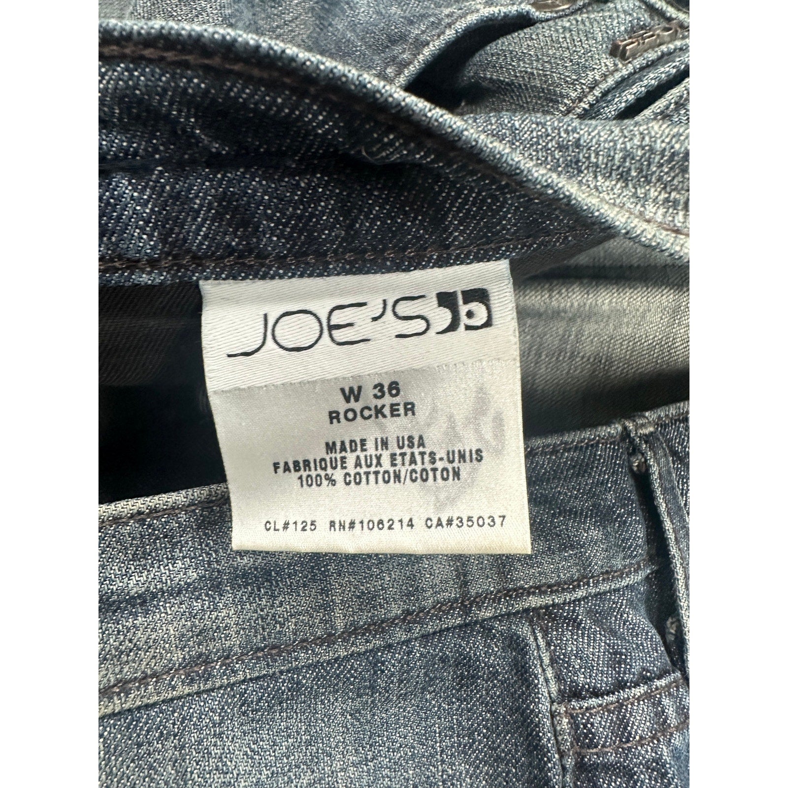 Joe's Jeans The Rocker Slim Bootcut Jean in Medium Wash — Size 36