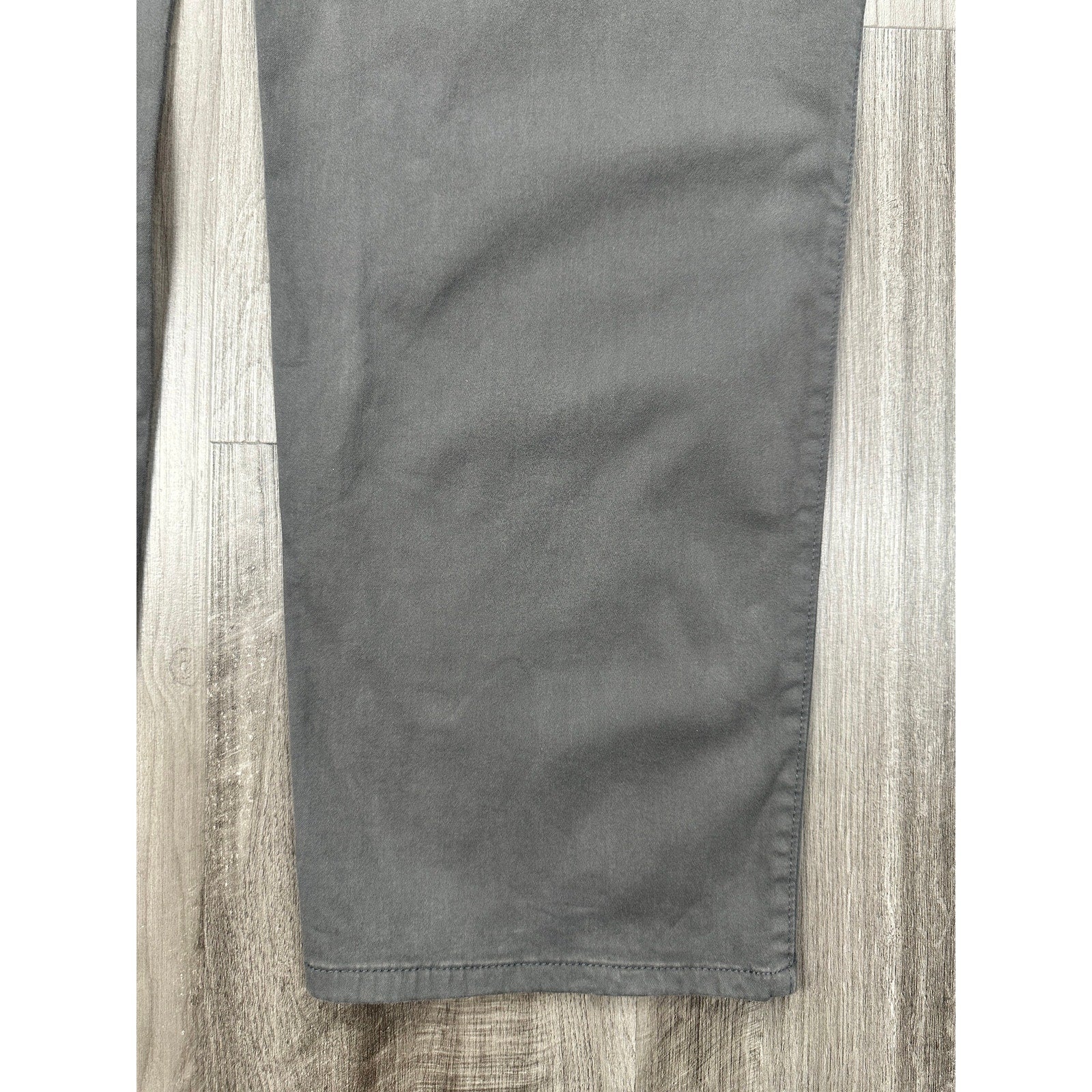 Peter Millar Signature Sateen Classic Fit 5 Pocket Pants in Gray — Size 44x30 // Preowned